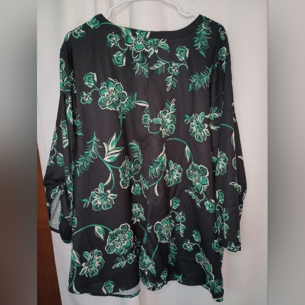 Catherines 3X Button Front Blouse Top Kelly Green Floral Satin Peasant - Picture 2 of 13